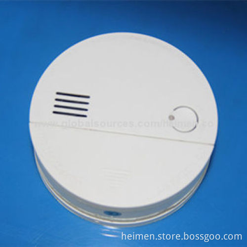 (Hot sale CO Detector) 3 years 2*1.5V AA battery opereted indepandent carbon monoxide Alarm